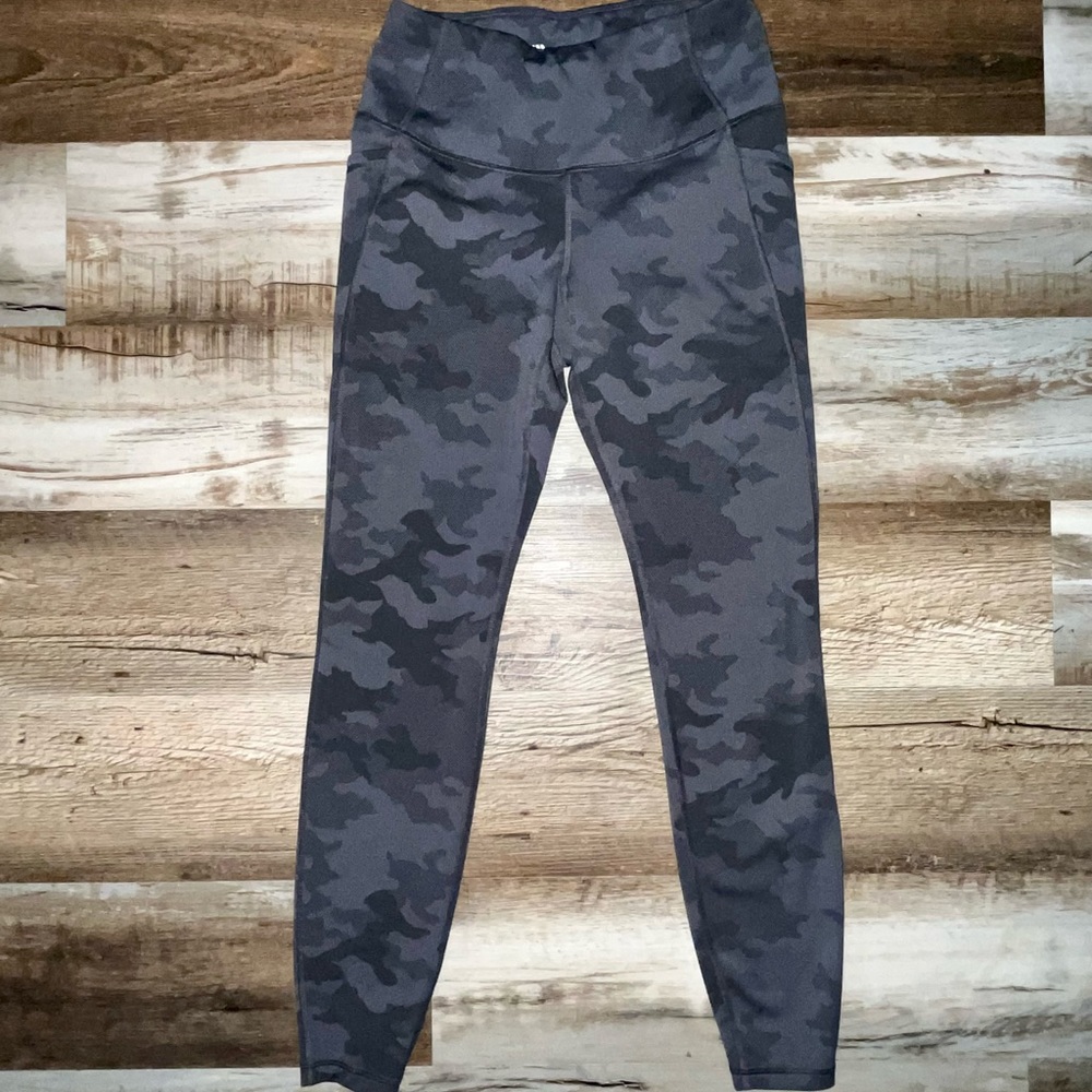✰ Grey and Black Camoflauge All in Motion Leggings ✰